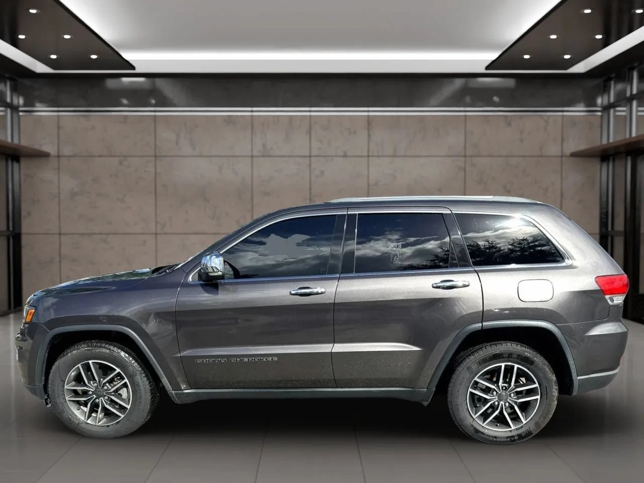 Used 2019 Jeep Grand Cherokee Limited w/ Luxury Group II RWD image 6