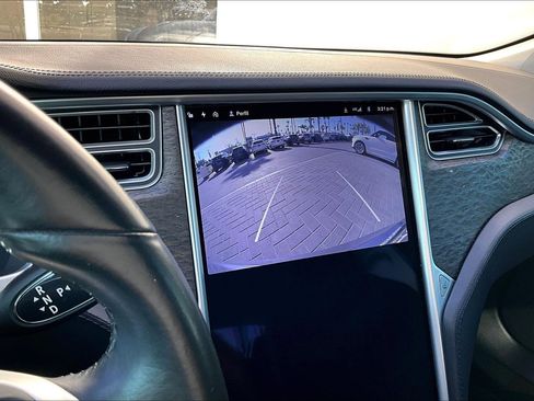 Used 2013 Tesla Model S image 21