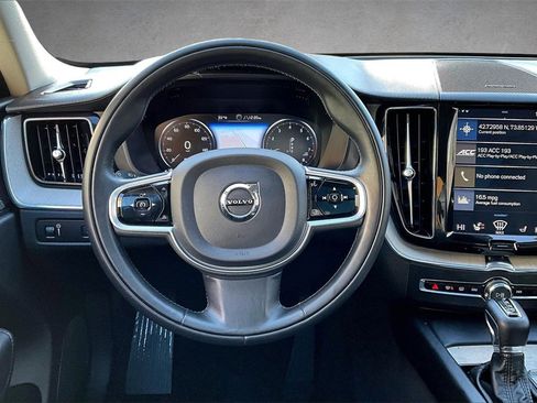 Used 2020 Volvo XC60 T5 Inscription w/ Protection Package Premier image 8