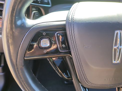 Used 2021 Lincoln Aviator Reserve w/ Equipment Group 202A AWD/4WD image 17