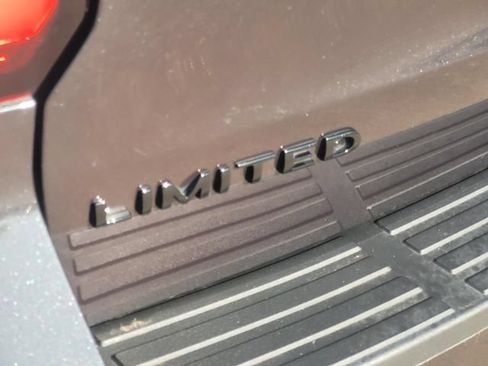 Used 2023 Ford Expedition Limited RWD image 7