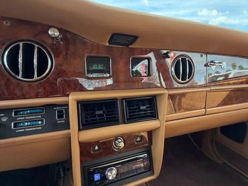 Used 1988 Rolls-Royce Silver Spur image 10