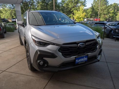Certified 2025 Subaru Crosstrek 2.5i Limited w/ Crosstrek Mirror Package AWD/4WD image 2