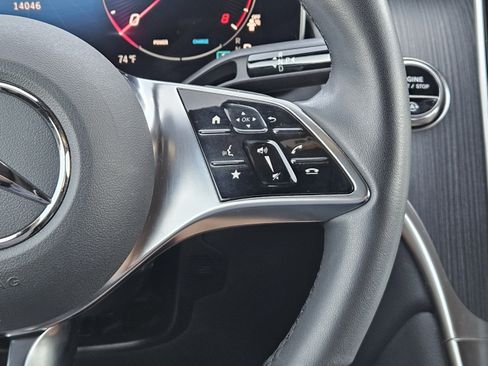 Certified 2025 Mercedes-Benz GLC 300 image 19