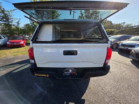 Used 2021 Toyota Tacoma SR image 33