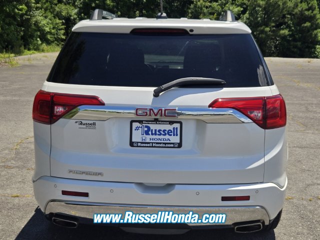 Used 2019 GMC Acadia Denali w/ Technology Package FWD image 12