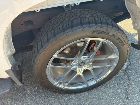 Used 2020 Chevrolet Silverado 1500 LT w/ All-Star Edition AWD/4WD image 9