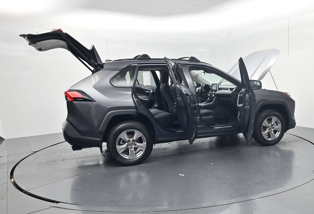 Used 2025 Toyota RAV4 XLE w/ Convenience Package FWD image 62