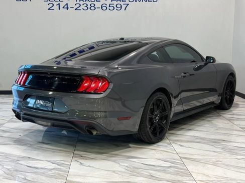Used 2018 Ford Mustang Coupe w/ Equipment Group 101A RWD image 6