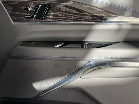 New 2026 Cadillac Escalade IQ Luxury 1 image 29