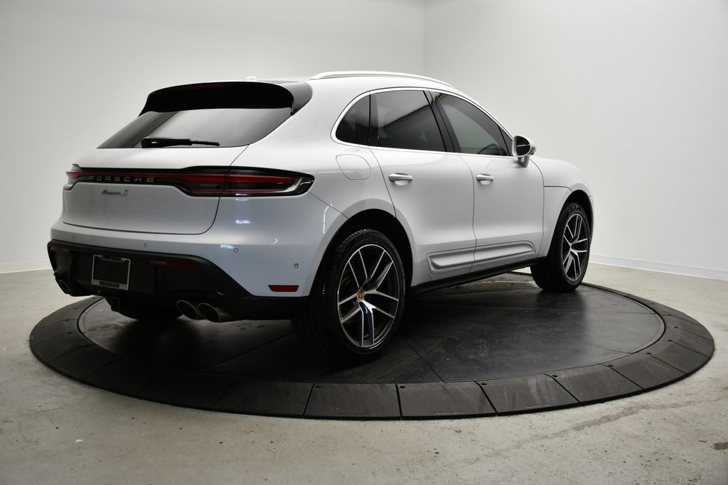 Certified 2023 Porsche Macan S AWD/4WD image 7