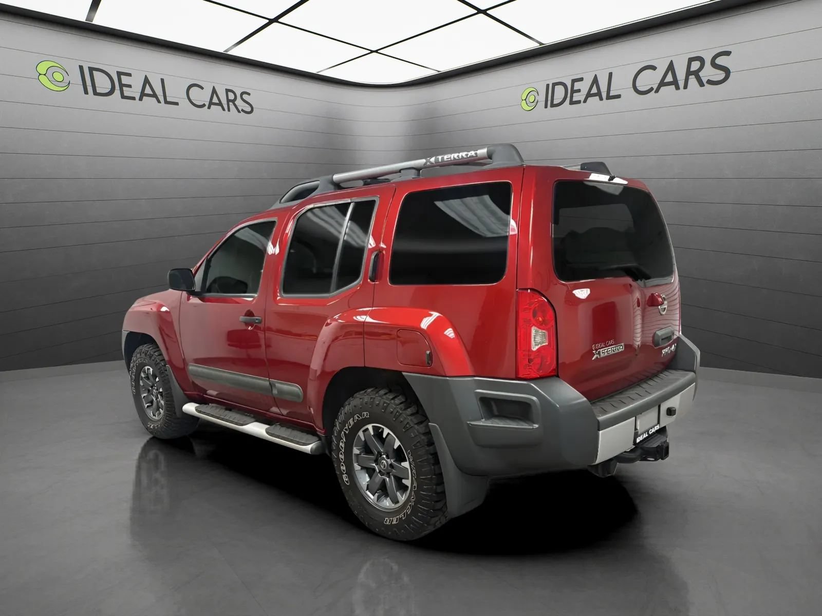 Used 2015 Nissan Xterra PRO-4X w/ Nevada Tow Package AWD/4WD image 7