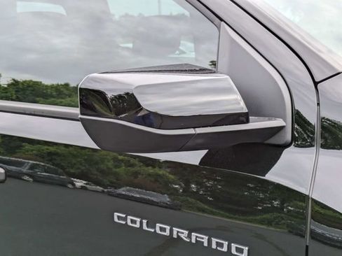 Used 2026 Chevrolet Colorado Trail Boss AWD/4WD image 12