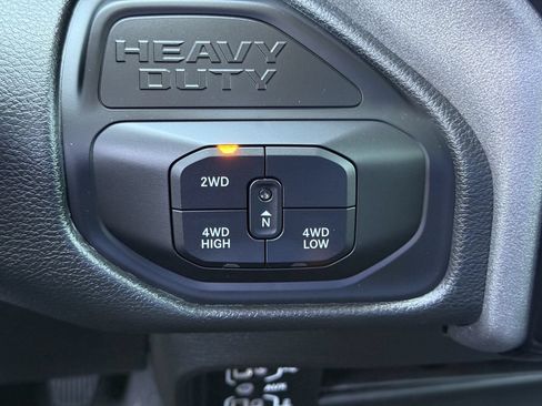Used 2026 RAM 2500 Tradesman AWD/4WD image 18