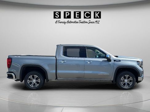 New 2026 GMC Sierra 1500 SLT AWD/4WD image 13