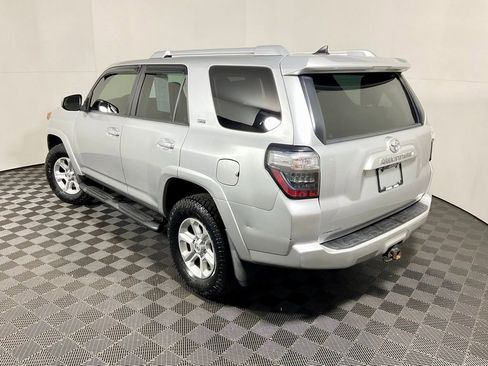 Used 2015 Toyota 4Runner SR5 image 9