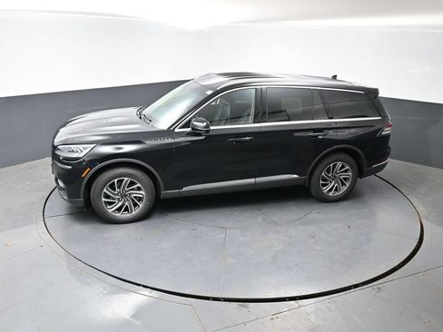 Used 2023 Lincoln Aviator AWD image 52