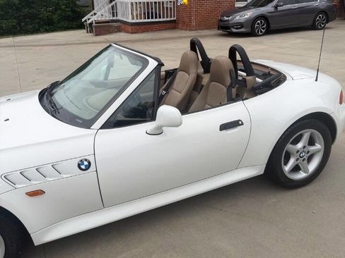 Used 1998 BMW Z3 2.8 RWD image 16