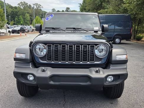 Used 2026 Jeep Wrangler Unlimited Sport AWD/4WD image 2