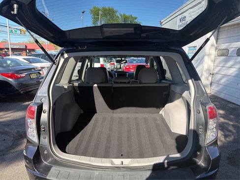 Used 2012 Subaru Forester 2.5X Limited AWD/4WD image 16