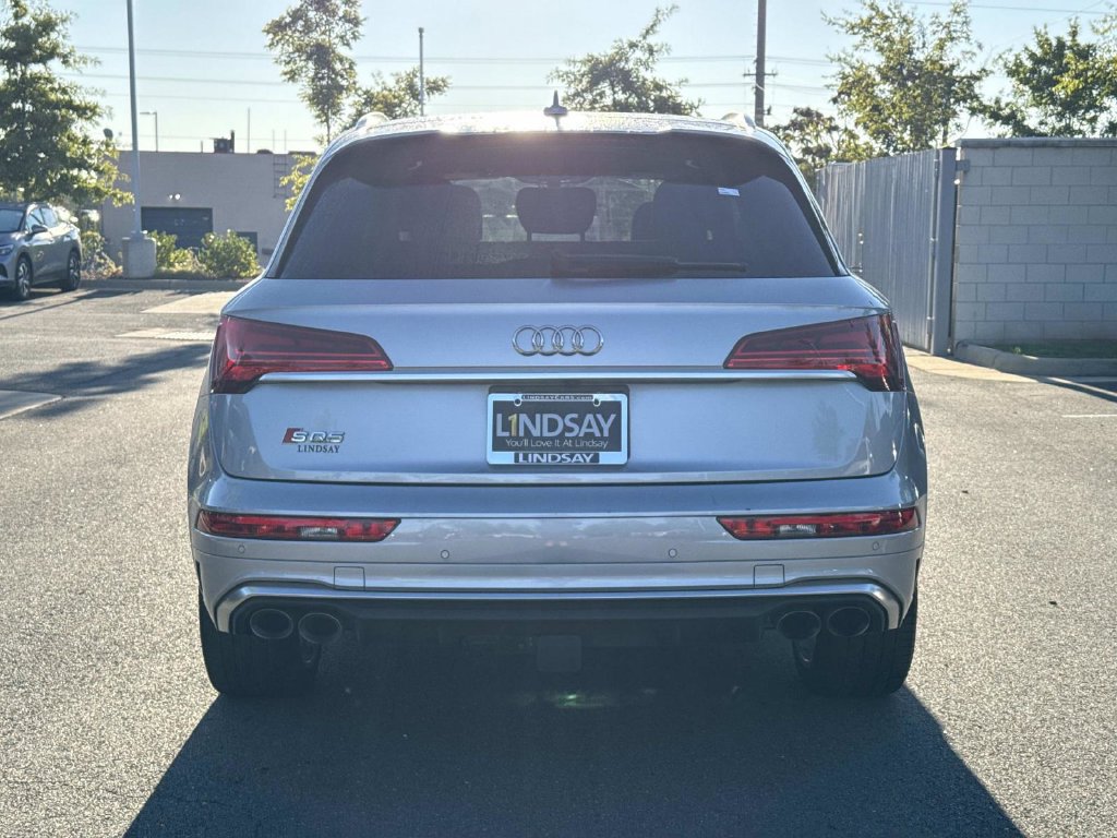 Used 2023 Audi SQ5 Premium Plus w/ Premium Plus Package AWD/4WD image 4