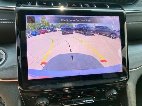 Certified 2023 Jeep Grand Cherokee L Limited w/ Trailer Tow Group (B) AWD/4WD image 20