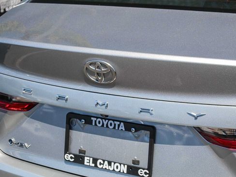Used 2025 Toyota Camry LE FWD image 28