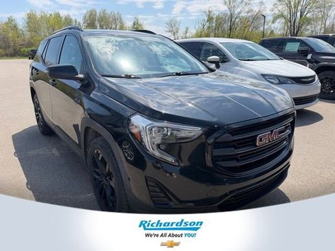 Used 2019 GMC Terrain SLE w/ Driver Convenience Package FWD image 1