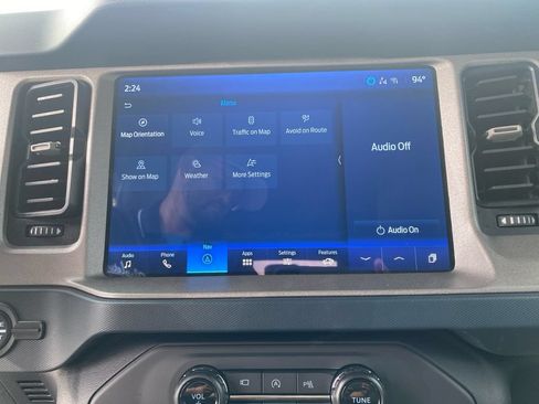 Used 2024 Ford Bronco Outer Banks AWD/4WD image 13