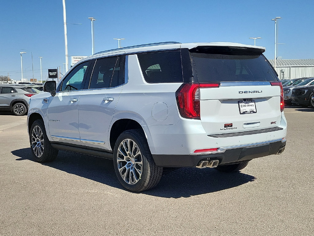 New 2026 GMC Yukon Denali w/ Denali Reserve Package AWD/4WD image 8