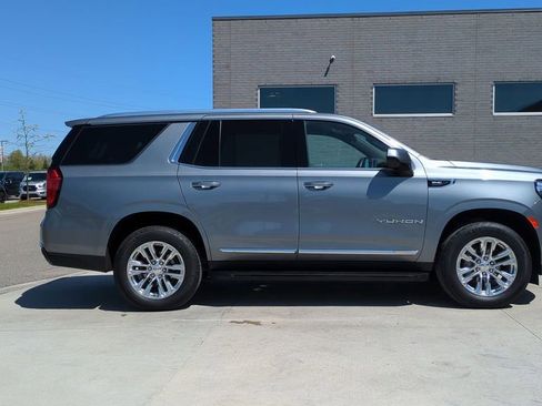 Used 2022 GMC Yukon SLT image 8