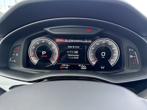 Certified 2025 Audi Q8 Prestige w/ Prestige Package image 15