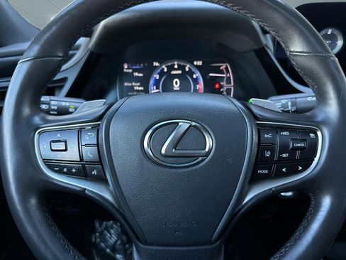 Used 2024 Lexus ES 350 image 18