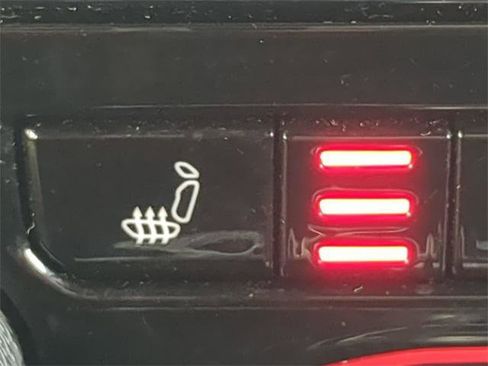 Certified 2024 Jeep Grand Cherokee L Laredo image 27