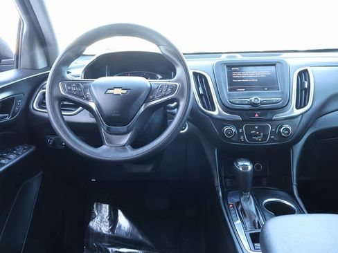 Used 2021 Chevrolet Equinox LT image 19
