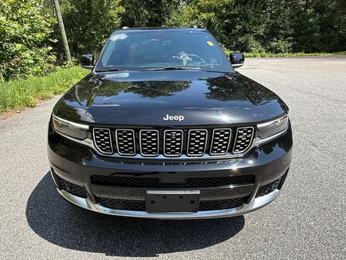 Used 2022 Jeep Grand Cherokee L Summit AWD/4WD image 3