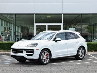 New 2025 Porsche Cayenne S