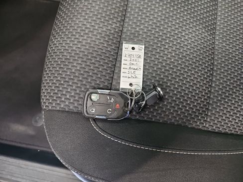 Used 2021 GMC Acadia SLE w/ Driver Convenience Package image 35