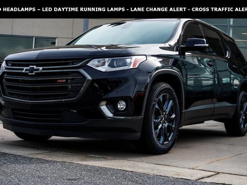 Used 2019 Chevrolet Traverse RS image 2