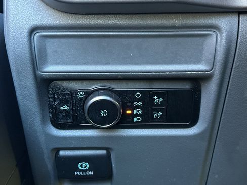 Used 2023 Ford F150 XLT AWD/4WD image 33