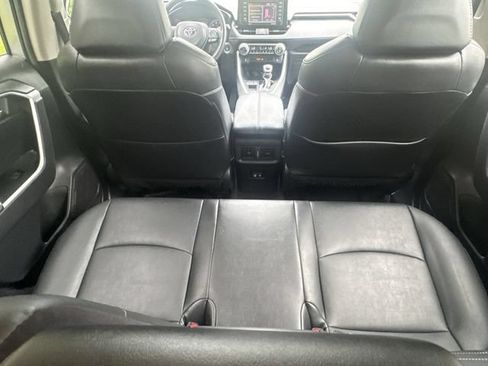 Used 2021 Toyota RAV4 XLE Premium FWD image 23