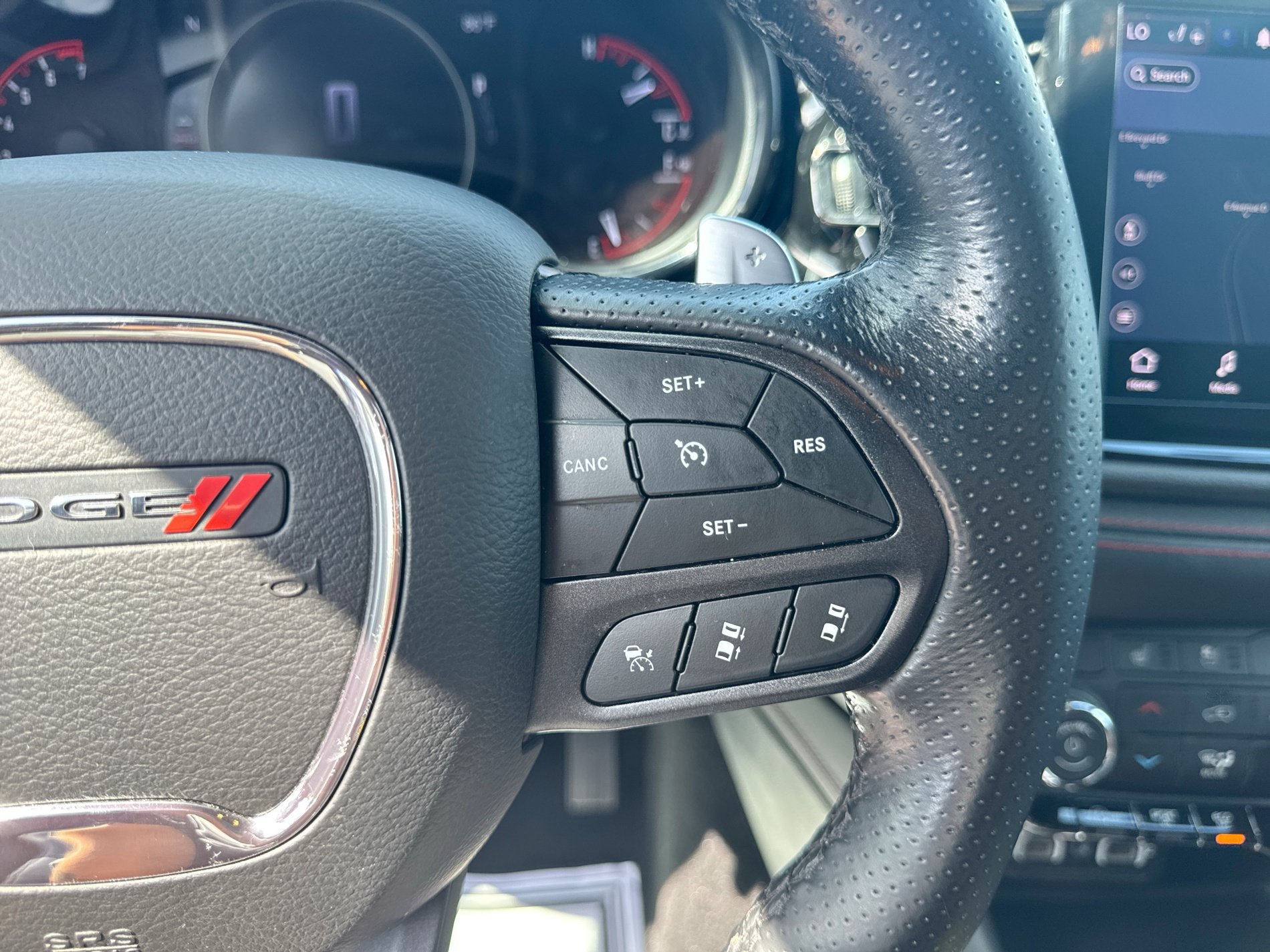 Used 2024 Dodge Durango GT RWD image 27