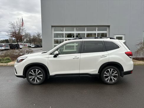 Used 2019 Subaru Forester Limited w/ Popular Package #3 image 2