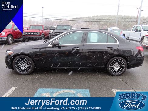 Used 2025 Mercedes-Benz C 300 4MATIC Sedan image 5