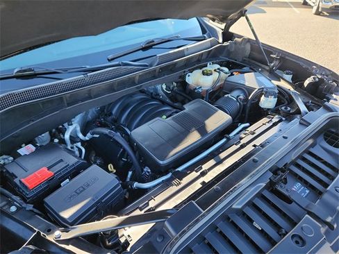 Used 2021 Chevrolet Silverado 1500 LT Trail Boss w/ Convenience Package II image 16