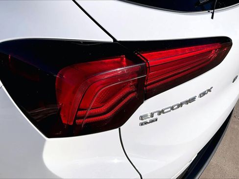 Used 2024 Buick Encore GX Sport Touring image 29