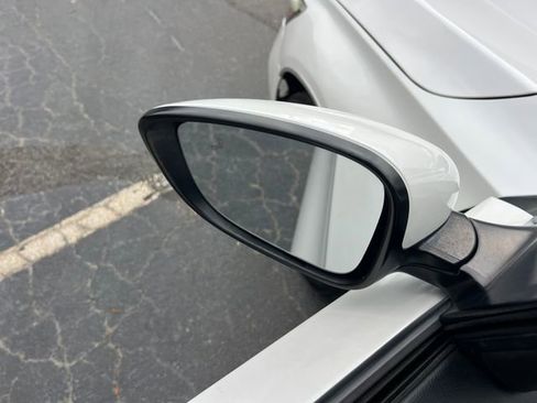 Used 2018 Honda Accord EX image 12