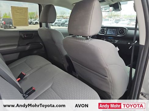 Used 2022 Toyota Tacoma SR AWD/4WD image 32