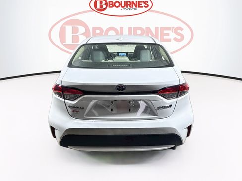 Used 2021 Toyota Corolla LE FWD image 6