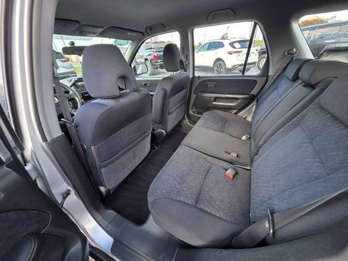 Used 2005 Honda CR-V LX image 21